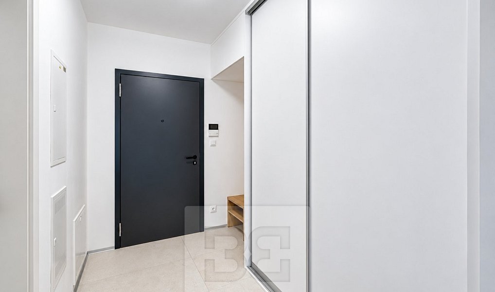 Prodej bytu 1+kk 40 m², Praha – náhled fotky 9