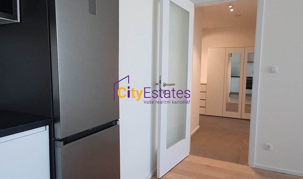 Pronájem bytu 2+kk 56 m², Praha – náhled fotky 6
