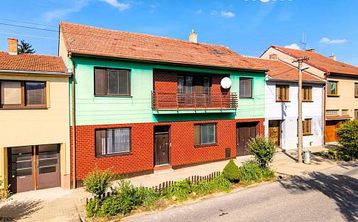 Prodej domu 310 m² s pozemkem 542 m², Palackého, Telnice, okres Brno-venkov