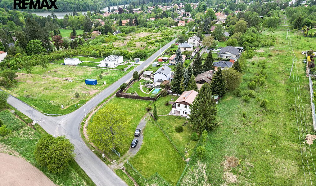 Prodej stavebního pozemku 1 968 m², Jevany – náhled fotky 4