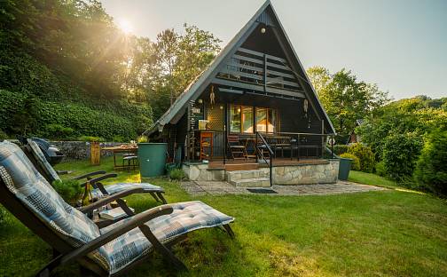 Prodej chaty/chalupy 76 m² s pozemkem 385 m², Český Šternberk, okres Benešov