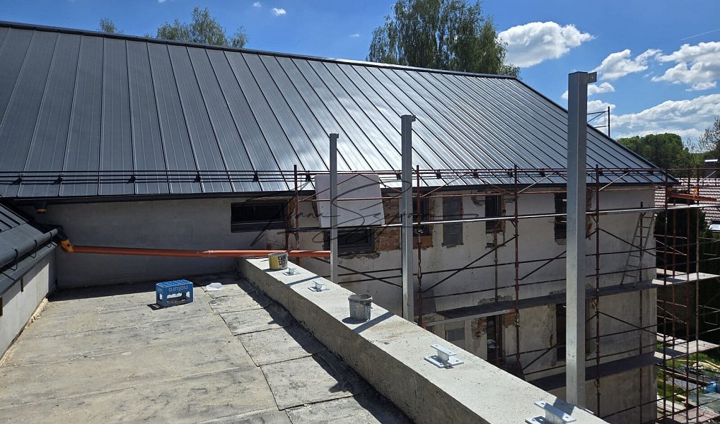 Prodej ubytovacího objektu 1 948 m², Záblatí – náhled fotky 6