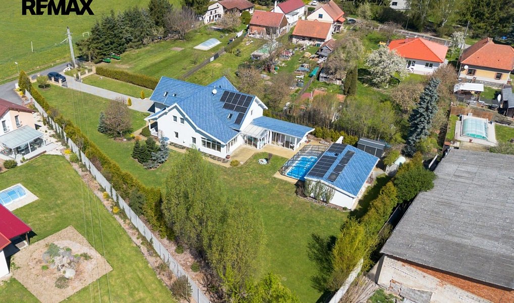 Prodej domu 597 m² s pozemkem 2 850 m², Tochovice – náhled fotky 4