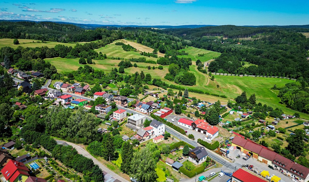 Prodej domu 270 m² s pozemkem 919 m², Tachov – náhled fotky 48