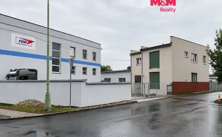 Pronájem komerčního objektu (jiného typu) 169 m², Na obci, Moravany, okres Pardubice