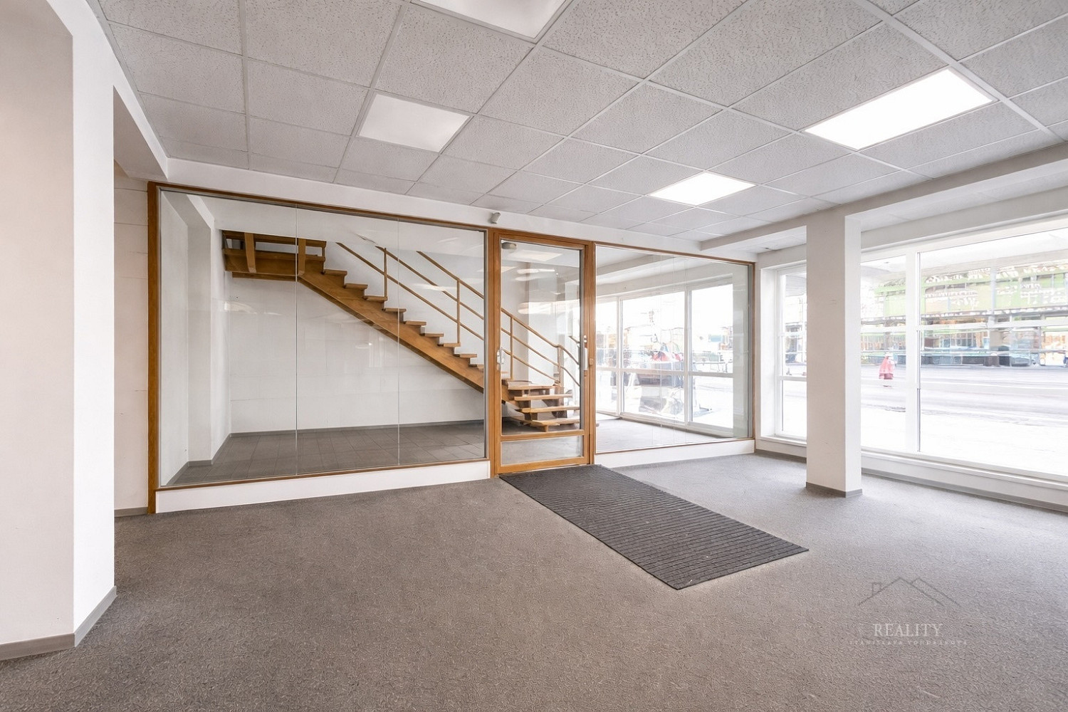 Prodej obchodních prostor 965 m² – fotografie 3