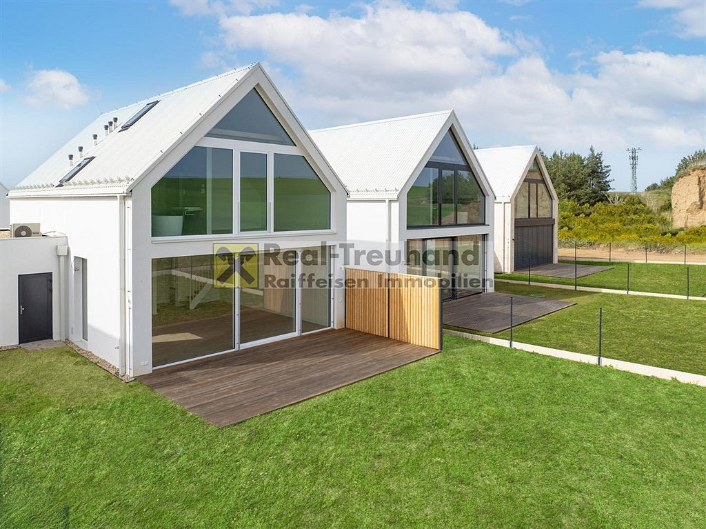 Prodej domu 144 m² s pozemkem 425 m² — photo 2