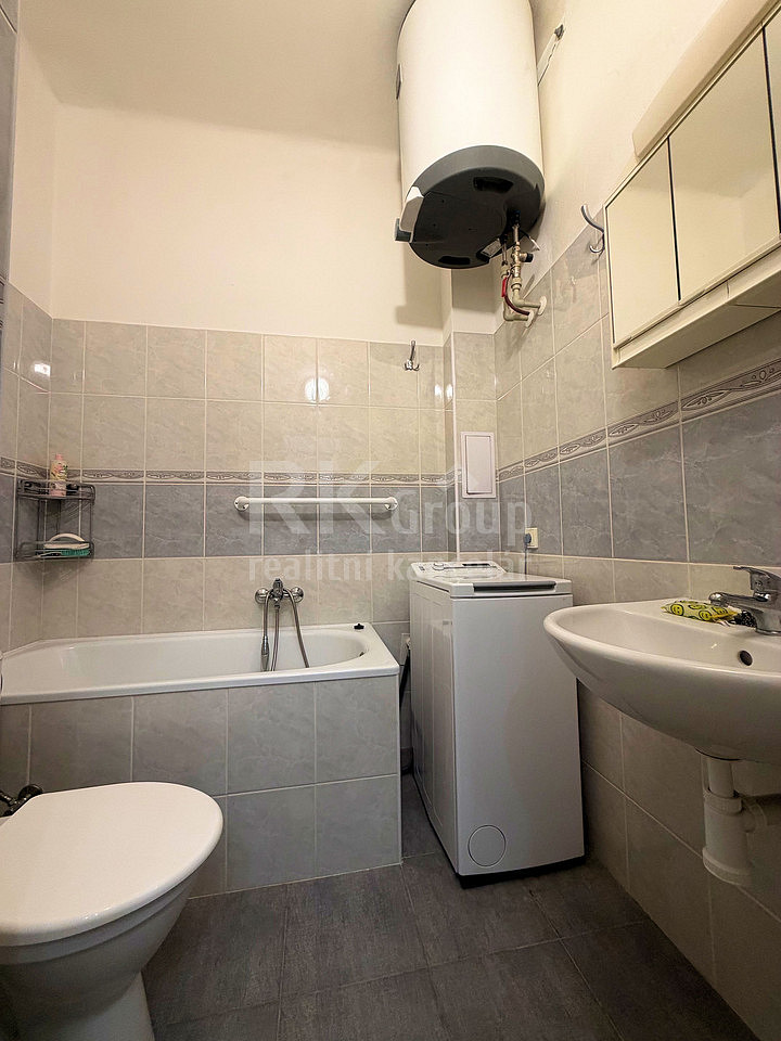 Pronájem bytu 1+kk 27 m² – fotografie 5