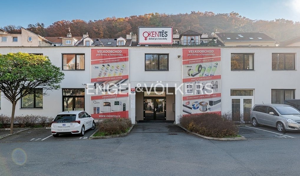 Pronájem kanceláře 116 m², Praha – náhled fotky 13