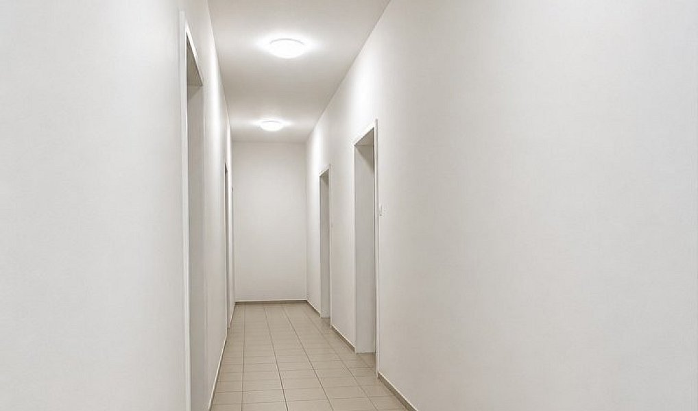 Prodej bytu 1+kk 35 m², Praha – náhled fotky 12