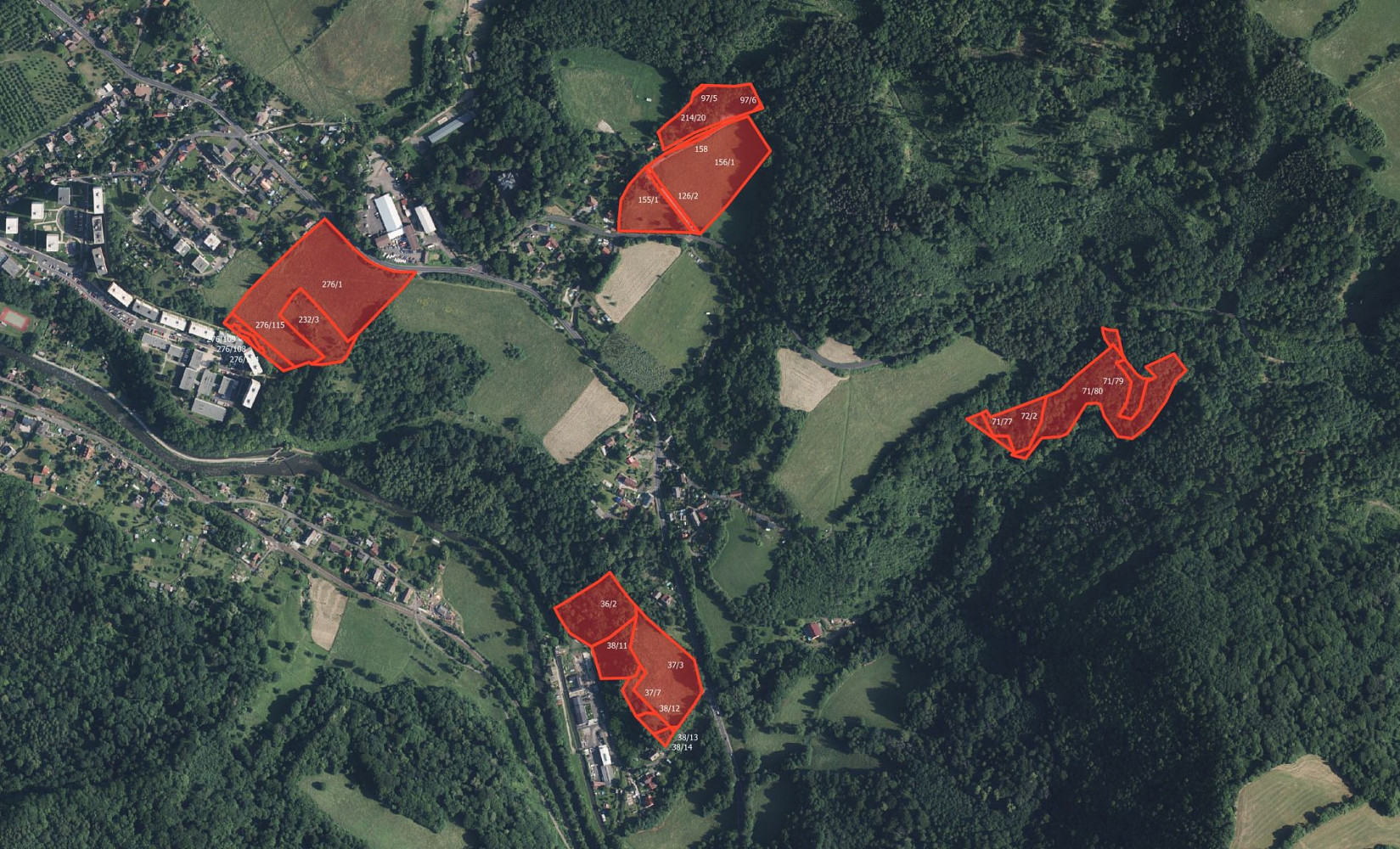 Prodej pole 27 316 m²