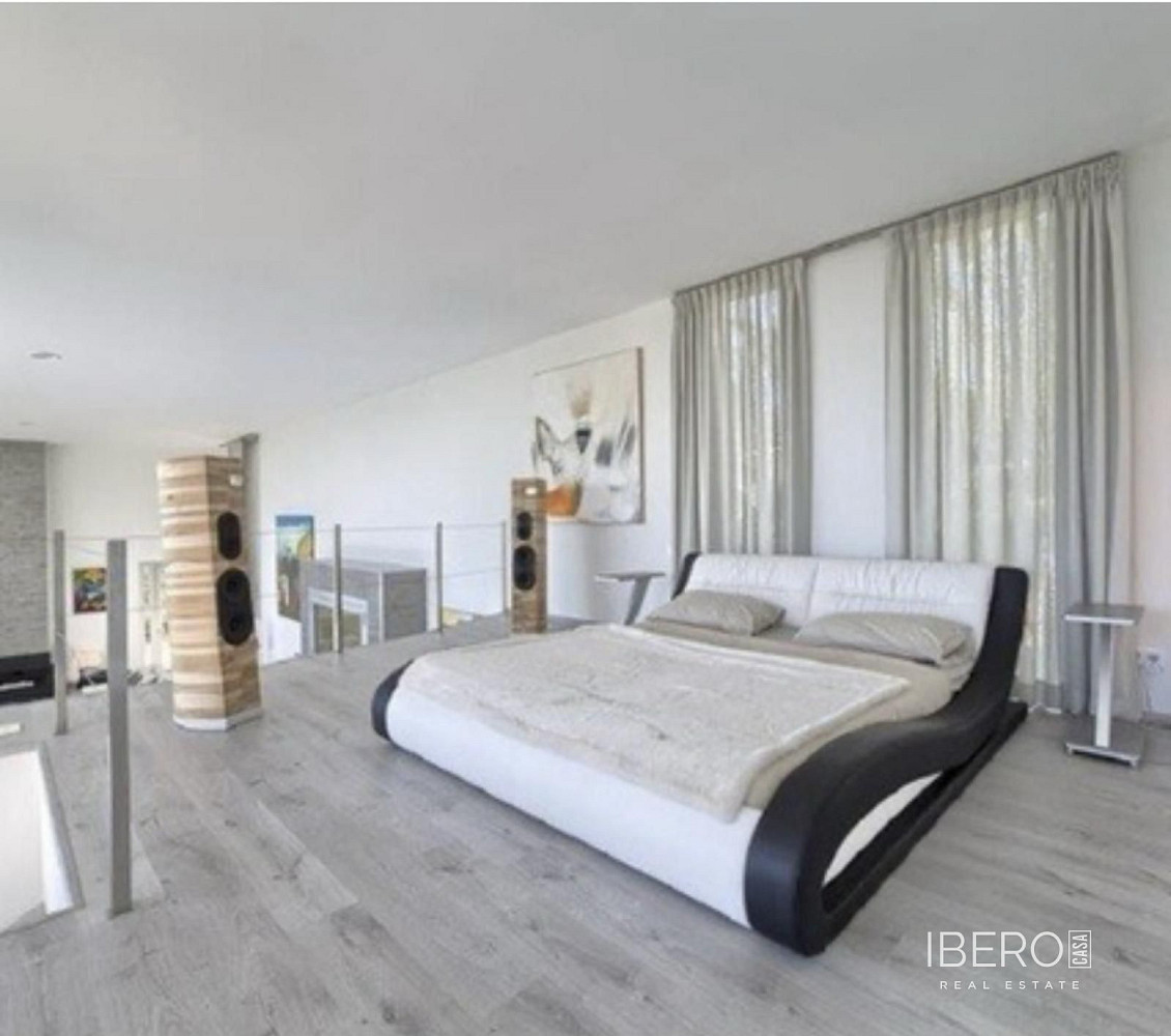 Prodej domu 355 m² s pozemkem 794 m² - Vista 5