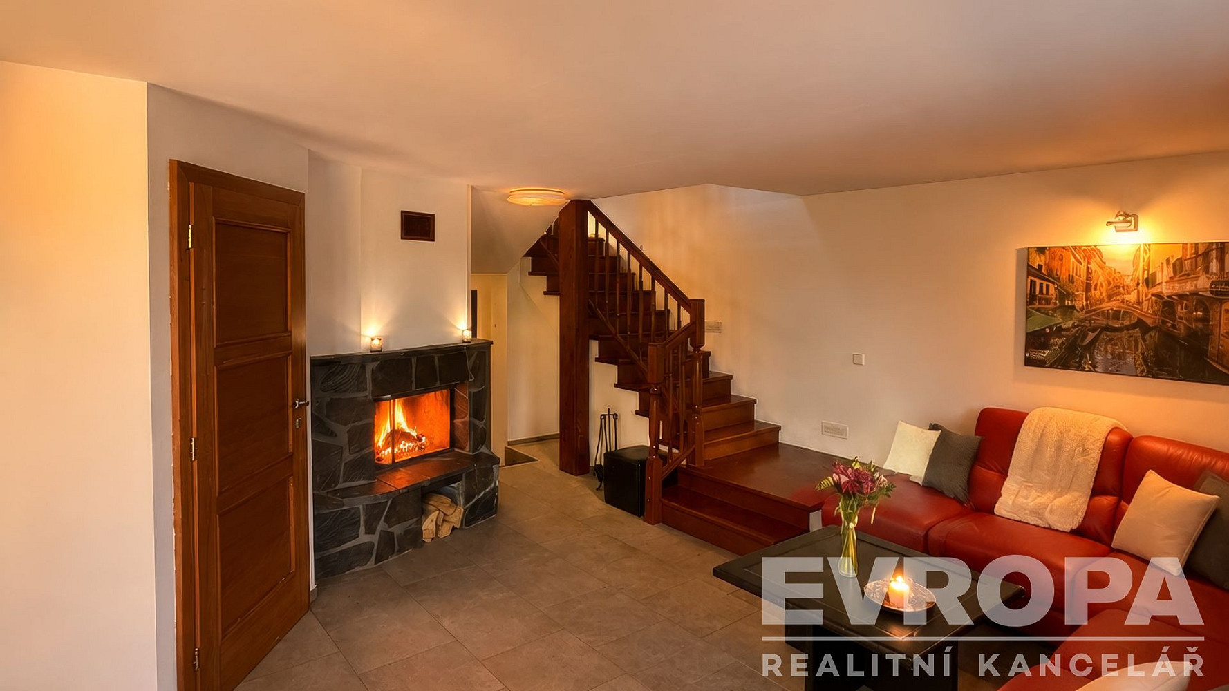 Prodej domu 234 m² s pozemkem 1 129 m² — photo 3
