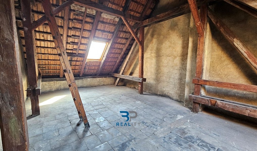 Prodej stavebního pozemku 950 m², Praha – náhled fotky 18