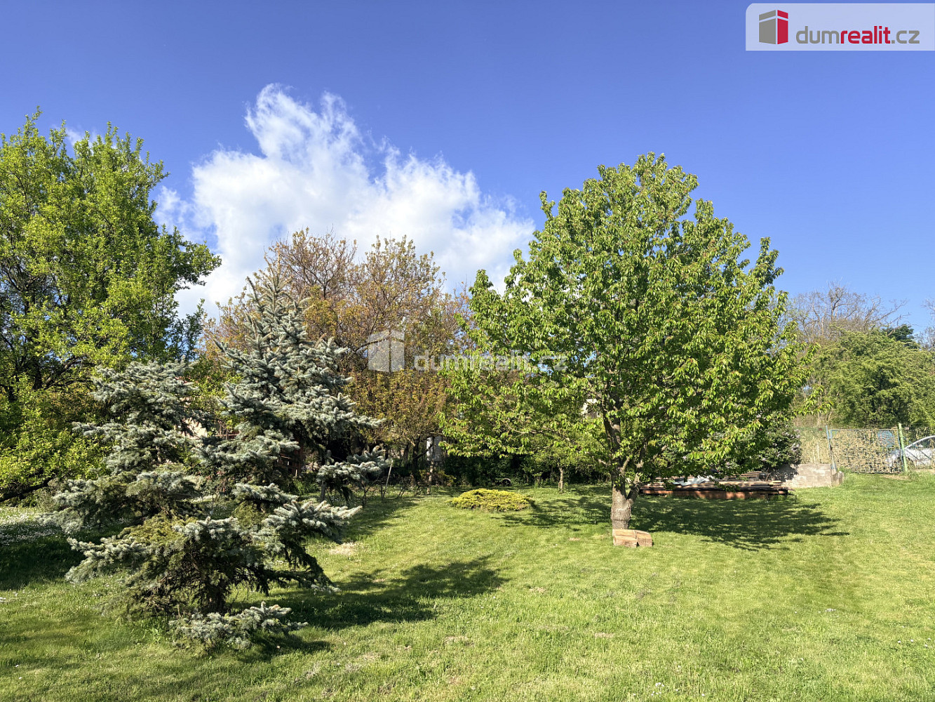 Prodej zahrady 888 m²