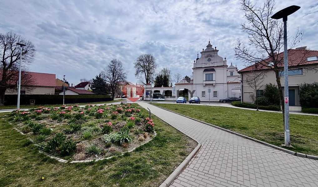 Prodej domu 291 m² s pozemkem 1 049 m², Vysoký Újezd – náhled fotky 39