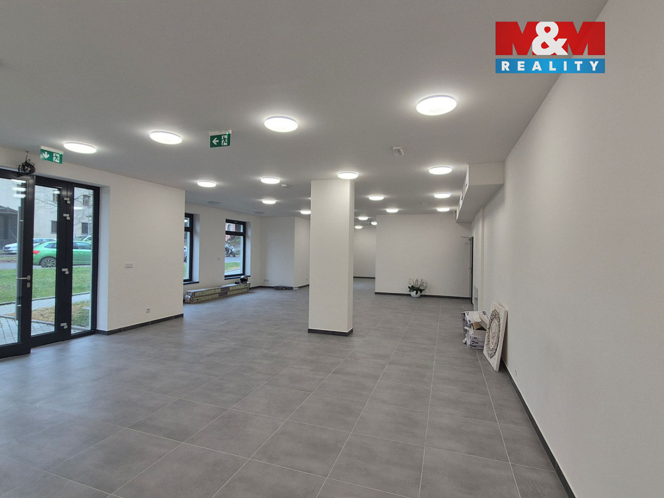 Pronájem obchodních prostor 128 m² — photo 3