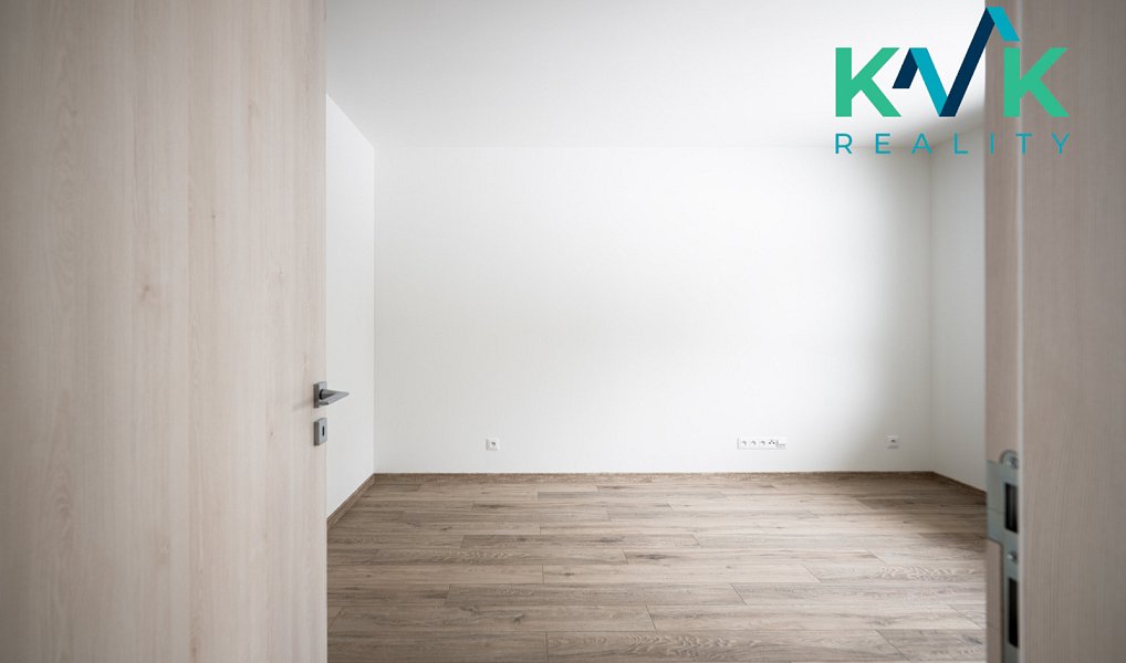 Prodej domu 160 m² s pozemkem 690 m², Sadov – náhled fotky 22
