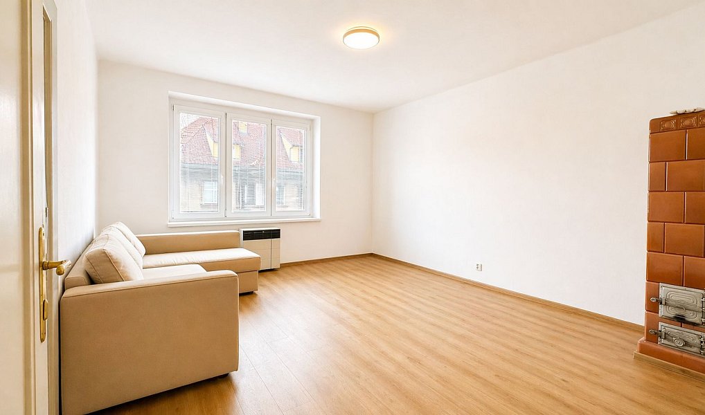 Prodej bytu 2+1 63 m², Cheb – náhled fotky 8