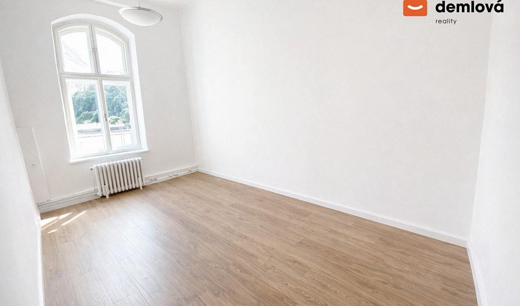 Pronájem kanceláře 24 m², Ostrava – náhled fotky 2