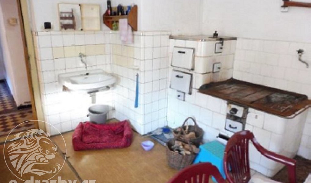 Prodej domu 121 m² s pozemkem 2 594 m², Běšiny – náhled fotky 3