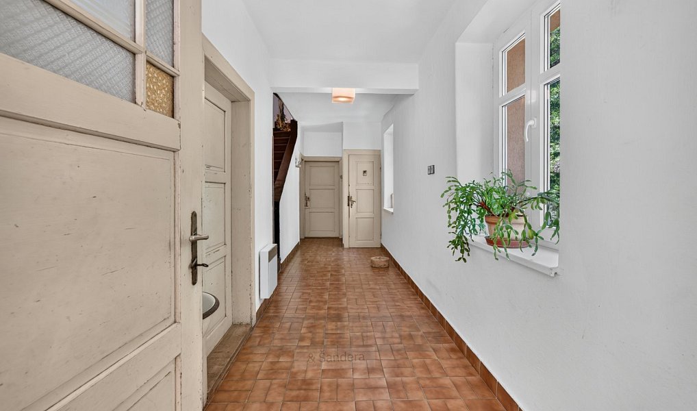 Prodej domu 339 m² s pozemkem 9 216 m², Mirkovice – náhled fotky 10