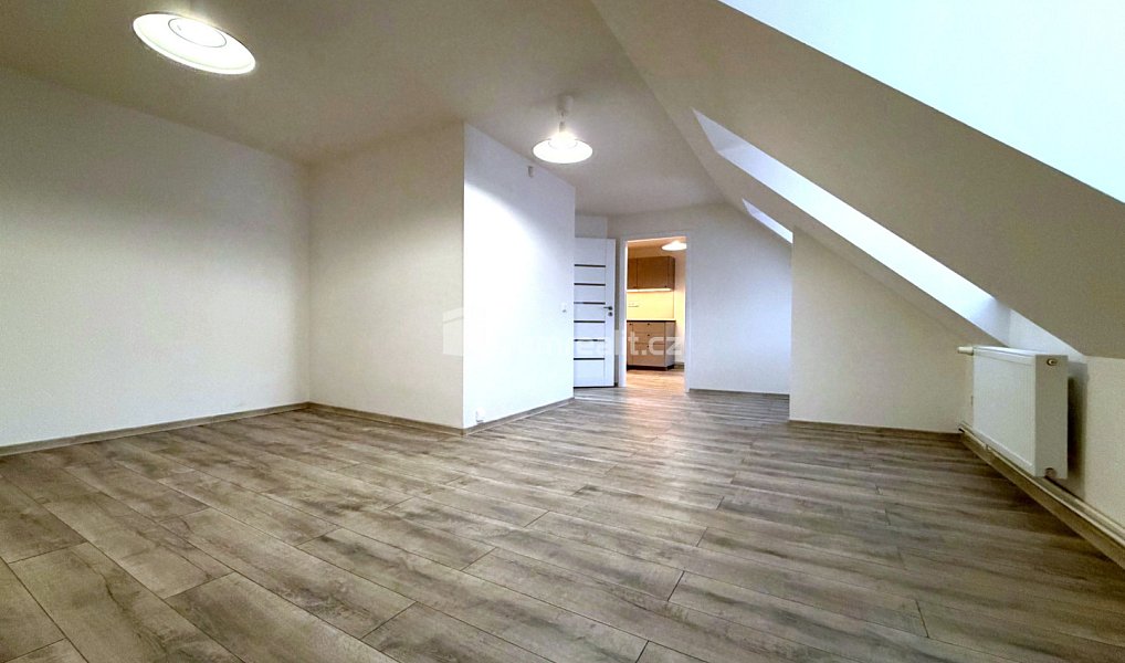 Prodej bytu 2+1 119 m², Karlovy Vary – náhled fotky 6