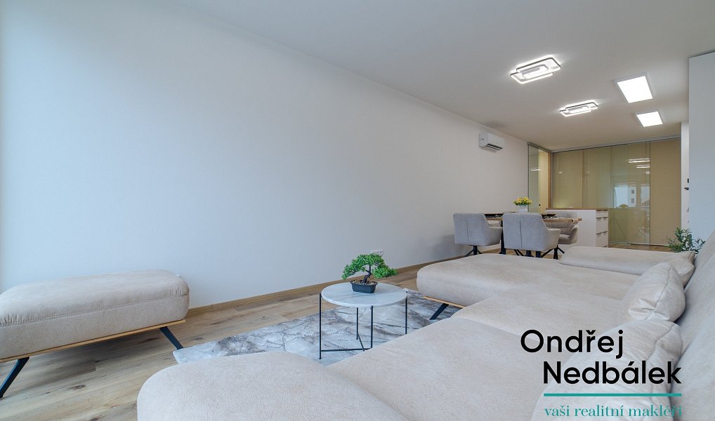 Prodej bytu 2+kk 56 m², Zlín – náhled fotky 6