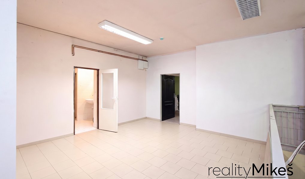 Pronájem kanceláře 173 m², Liberec – náhled fotky 7
