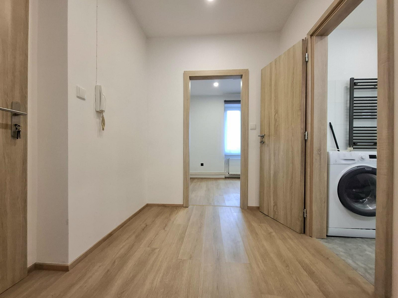Pronájem bytu 1+1 39 m² — photo 4