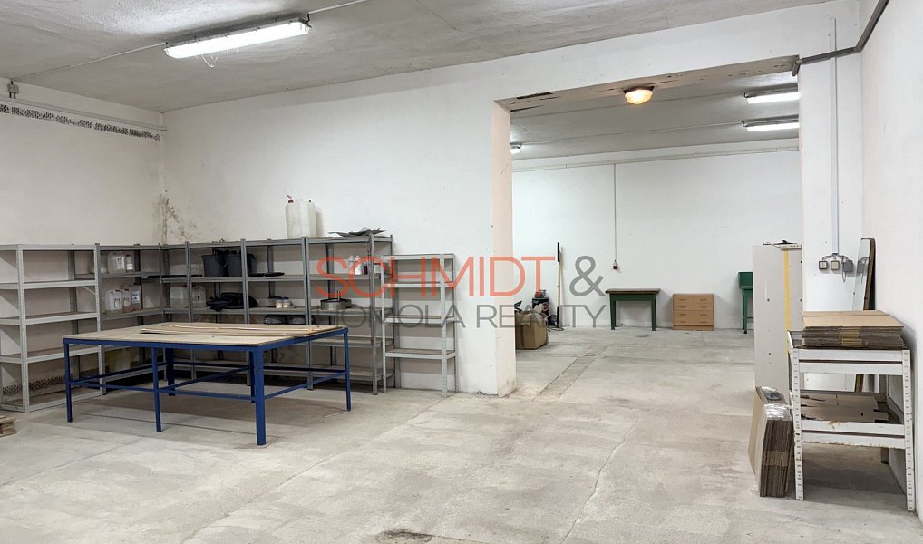 Prodej výrobních prostor 1 612 m², Biskupice – náhled fotky 15