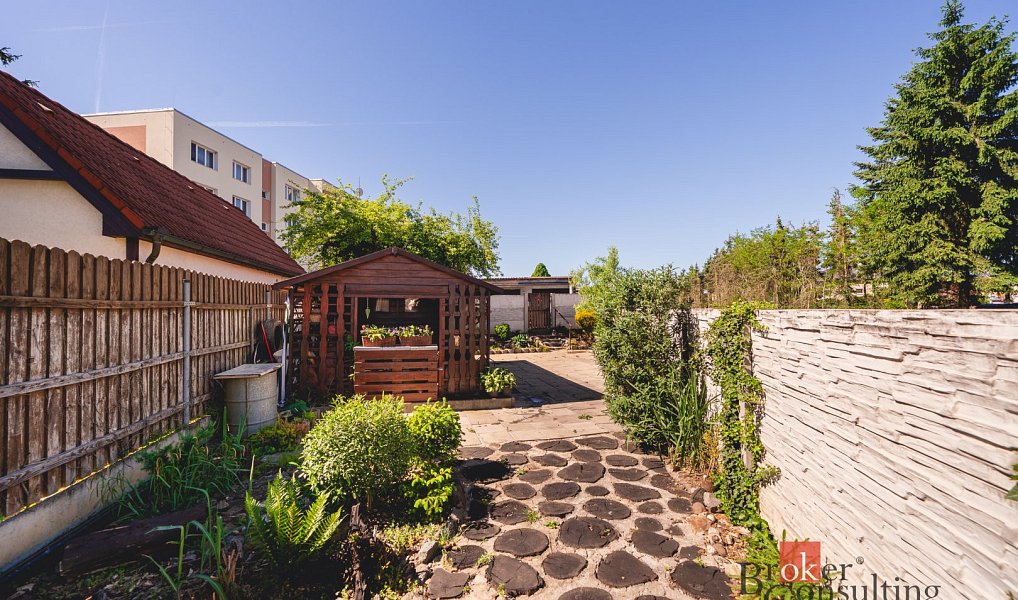 Prodej pozemku 90 m², Chrást – náhled fotky 6