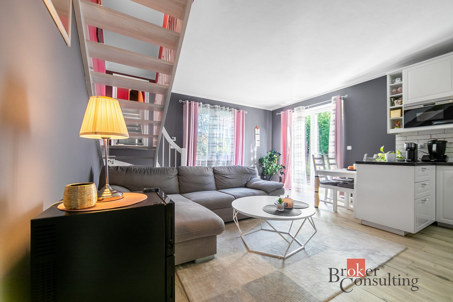 Prodej bytu 3+kk 71 m² - Widok 2