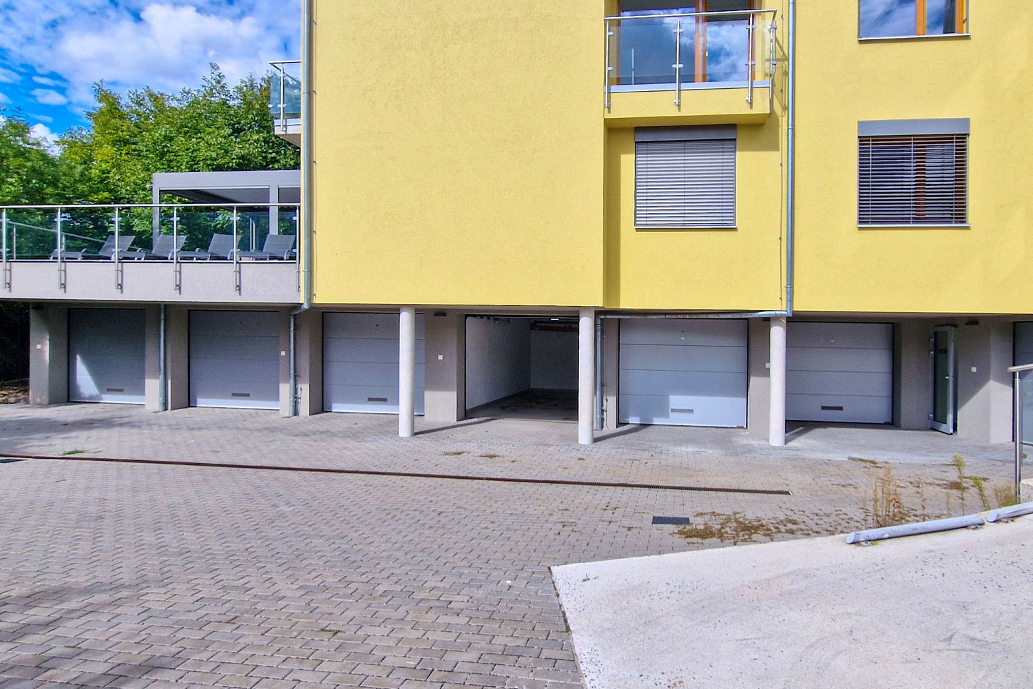 Prodej garáže v osobním vlastnictví Brně Líšni na ulici Holzova – fotografie 2
