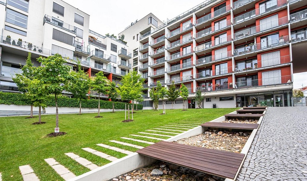 Pronájem bytu 2+kk 65 m², Praha – náhled fotky 14