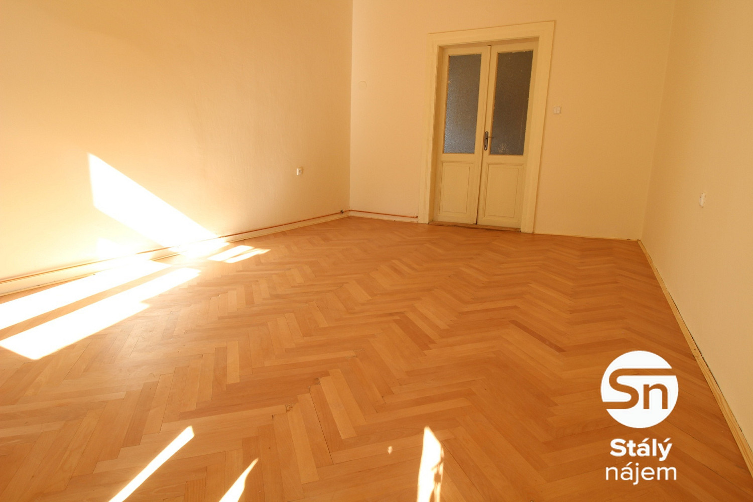 Pronájem bytu 1+1 42 m² — photo 2
