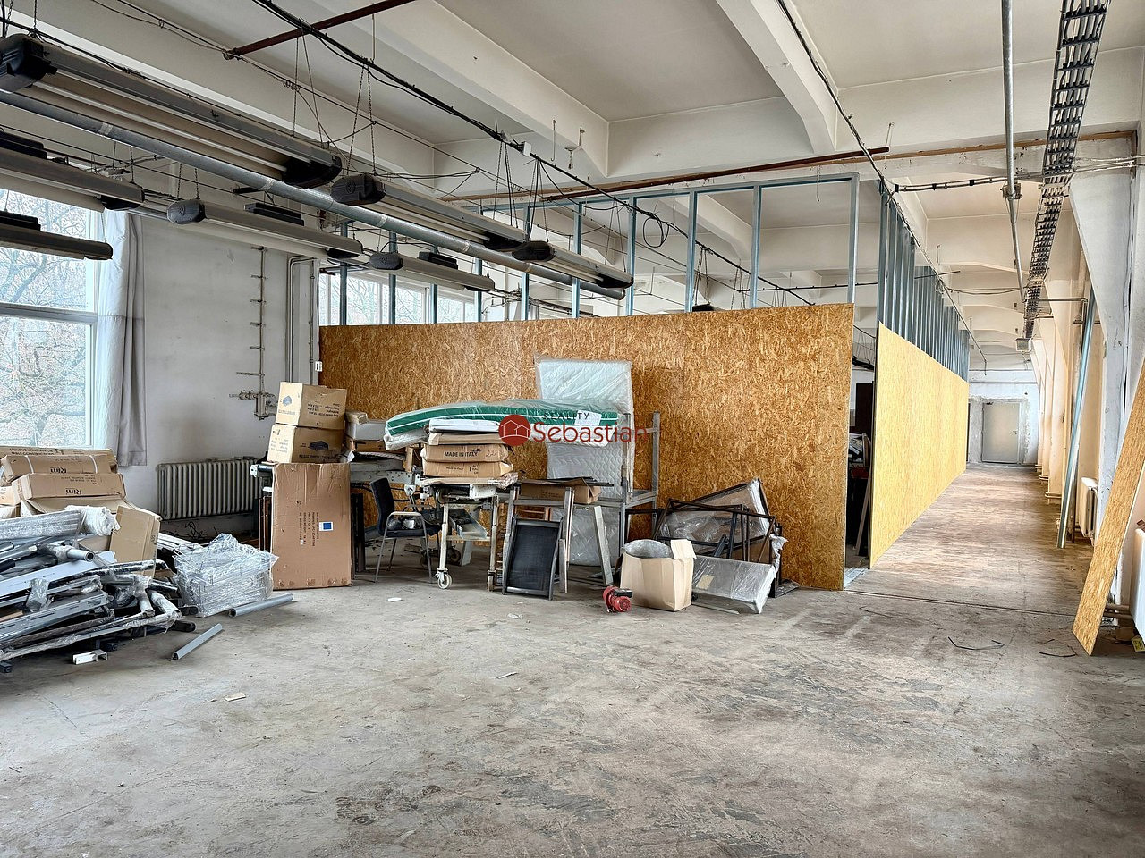 Pronájem obchodních prostor 1 000 m² — photo 5