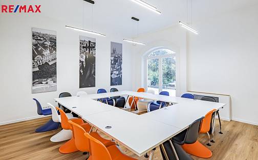Pronájem kanceláře 110 m², Kotlaska, Praha 8 - Libeň