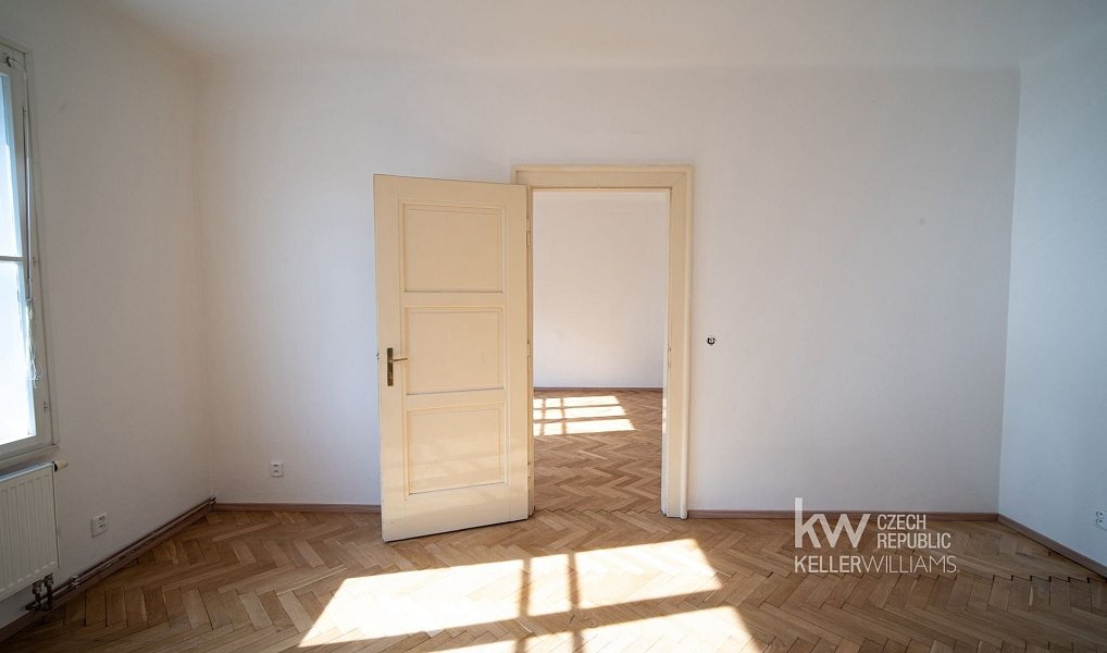 Prodej bytu 3+1 91 m², Praha – náhled fotky 3