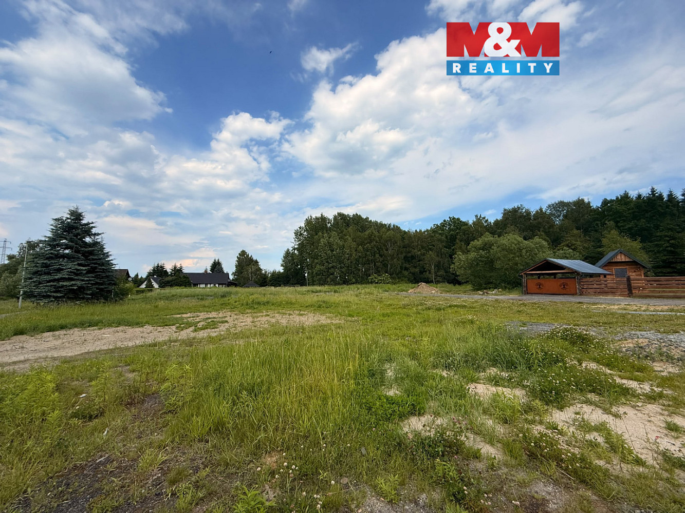Prodej stavebního pozemku 1 263 m²