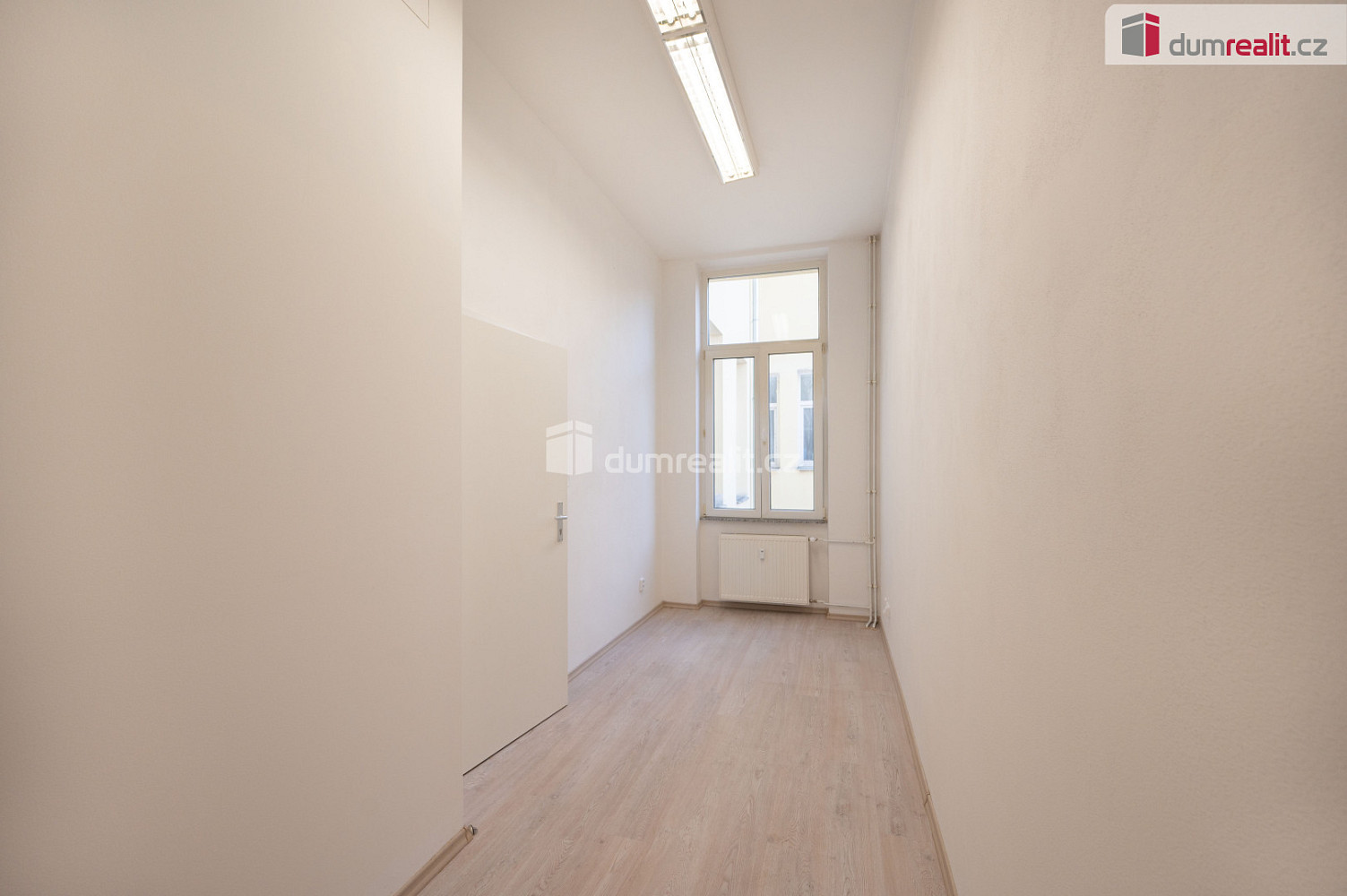 Pronájem kanceláře 10 m² – fotografie 5