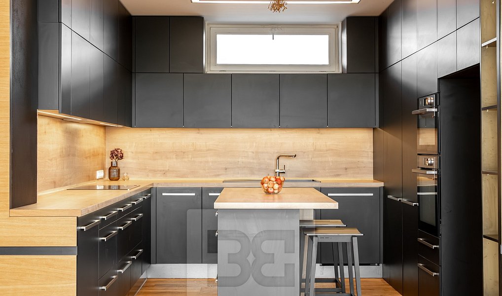 Prodej bytu 6+kk 230 m², Praha – náhled fotky 10