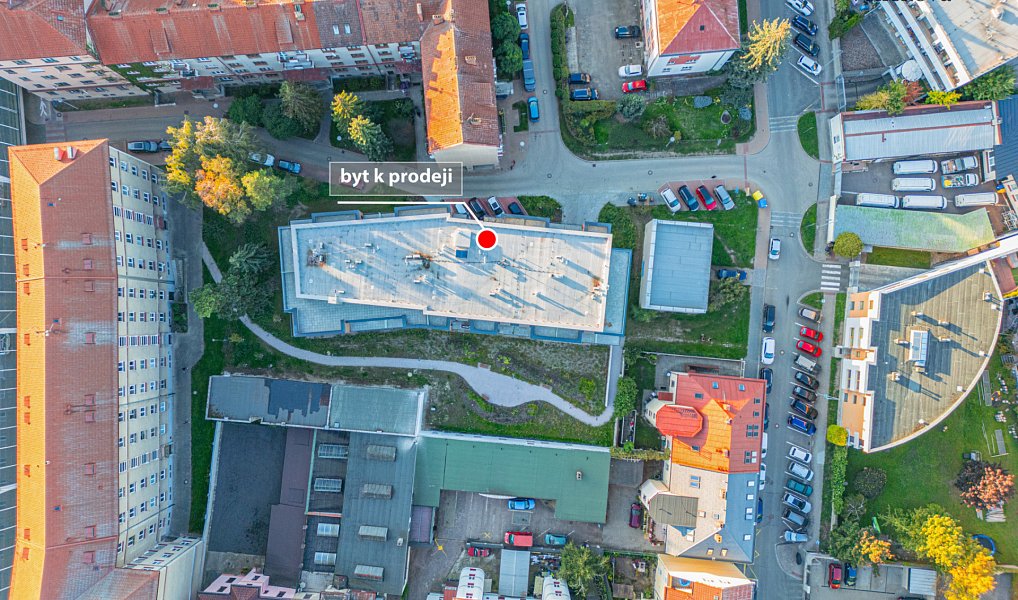 Prodej bytu 1+kk 30 m², Hradec Králové – náhled fotky 25