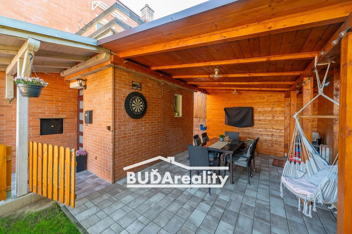 Prodej domu 87 m² s pozemkem 143 m² – fotografie 2