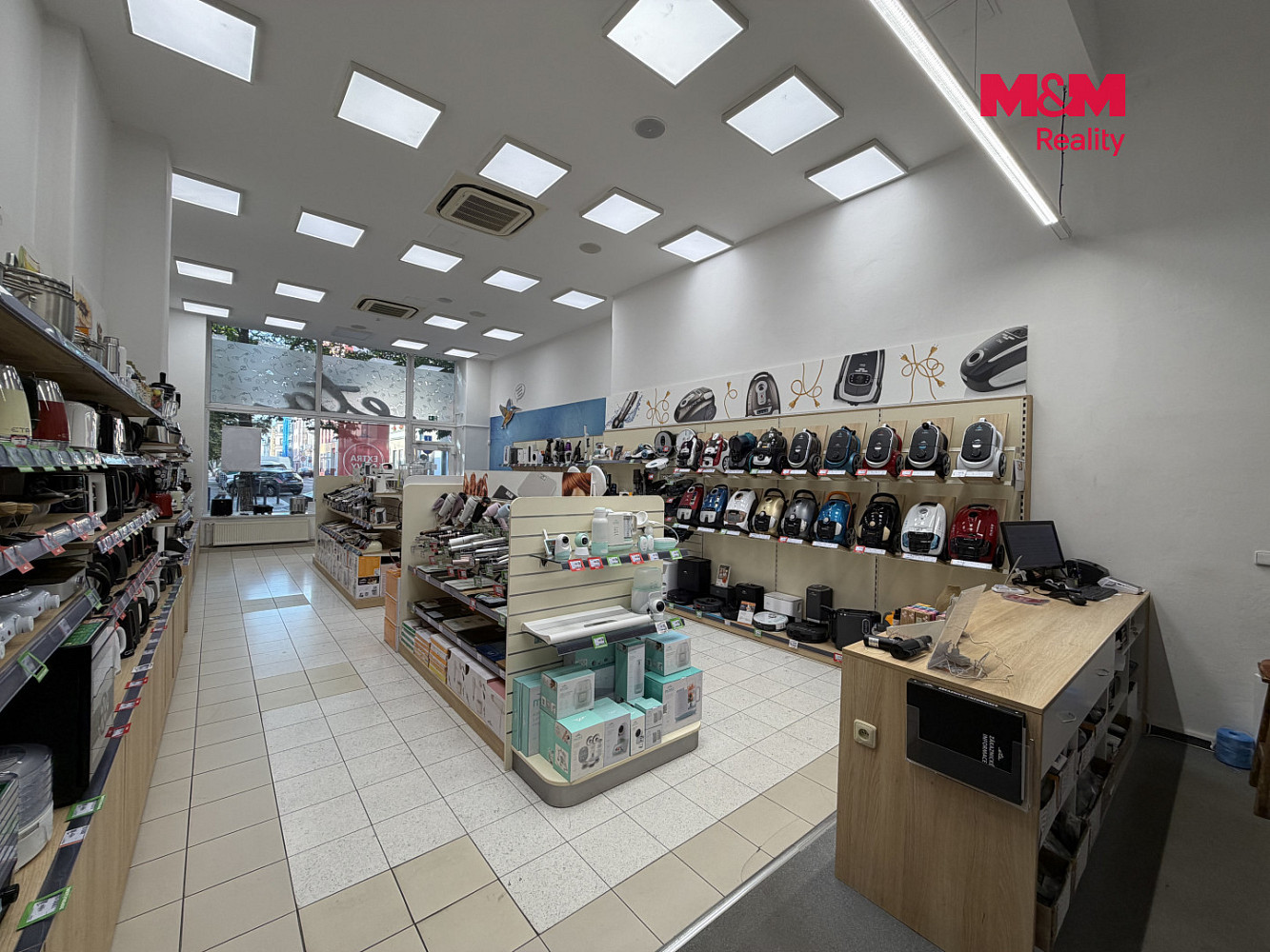Pronájem obchodních prostor 150 m² – fotografie 2