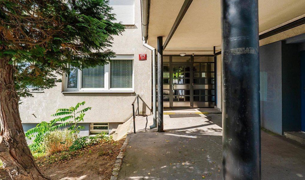 Prodej bytu 3+1 75 m², Praha – náhled fotky 26