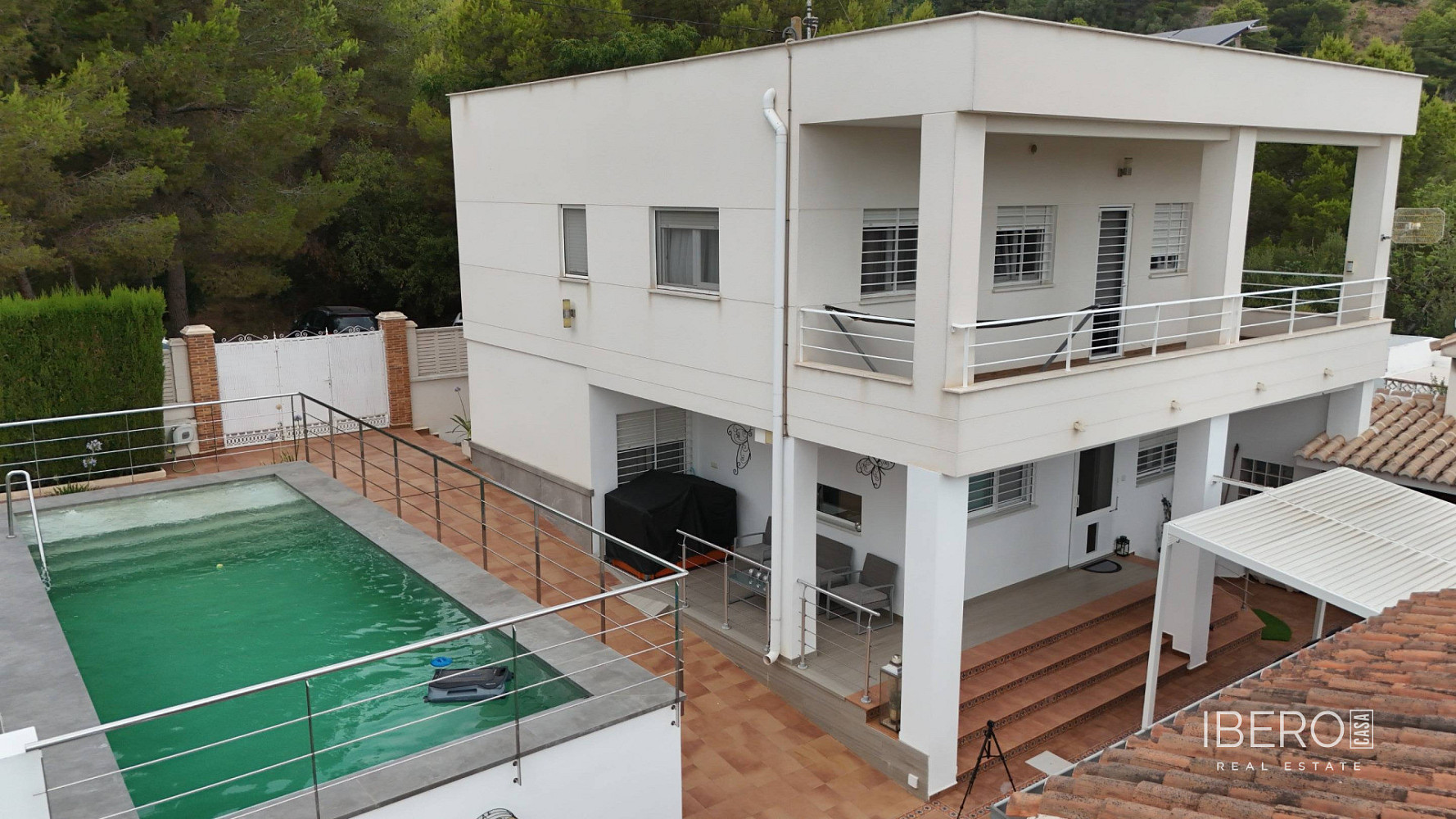 Prodej domu 170 m² s pozemkem 198 m²