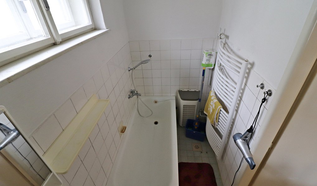Prodej domu 270 m² s pozemkem 1 004 m², Třešť – náhled fotky 11