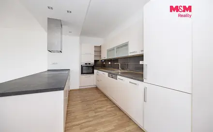 Pronájem bytu 3+kk 119 m², Hronovická, Pardubice - Zelené Předměstí
