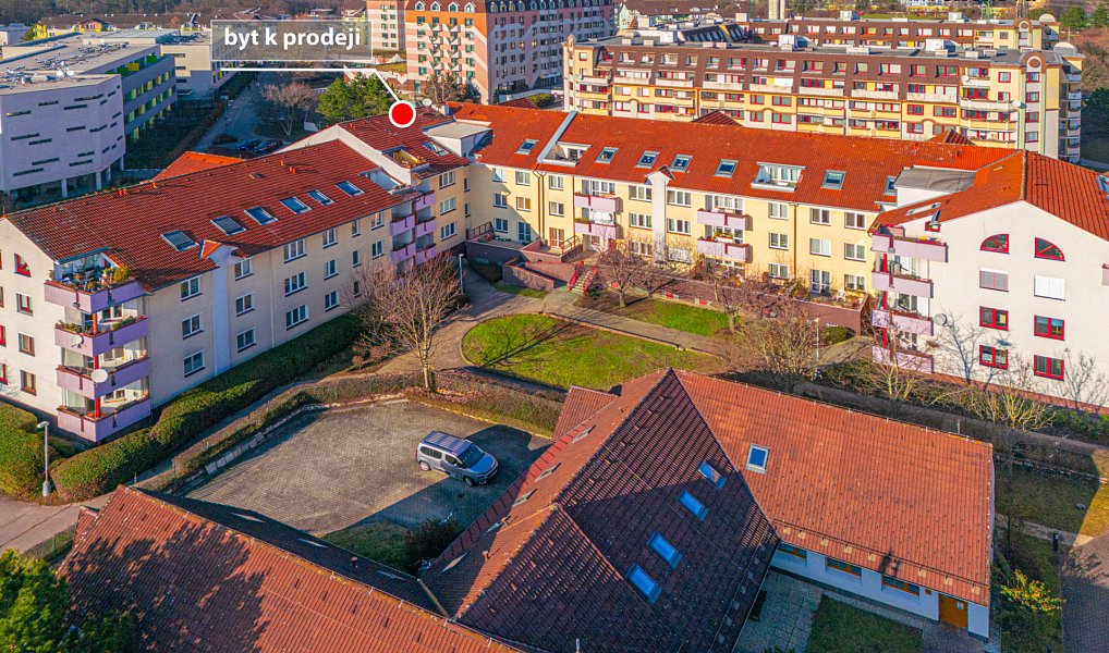 Prodej bytu 3+1 117 m², Praha – náhled fotky 30